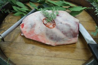 Whole Lamb Leg Roast 2.5kg